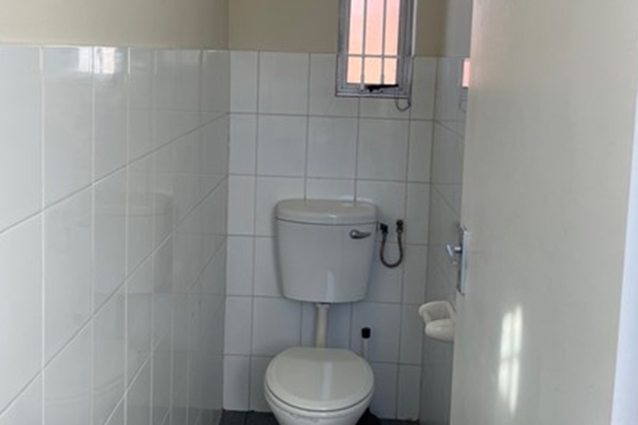 To Let commercial Property for Rent in Newton Park Eastern Cape